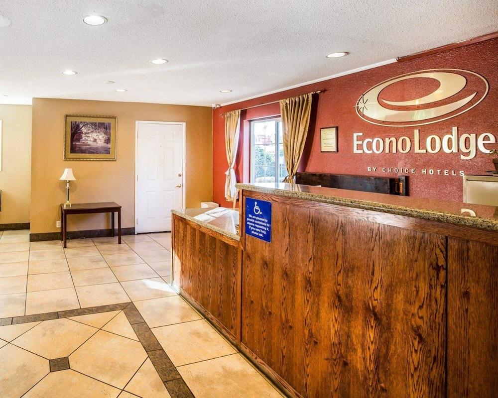 Quality Inn Tracy I-205 Exterior photo